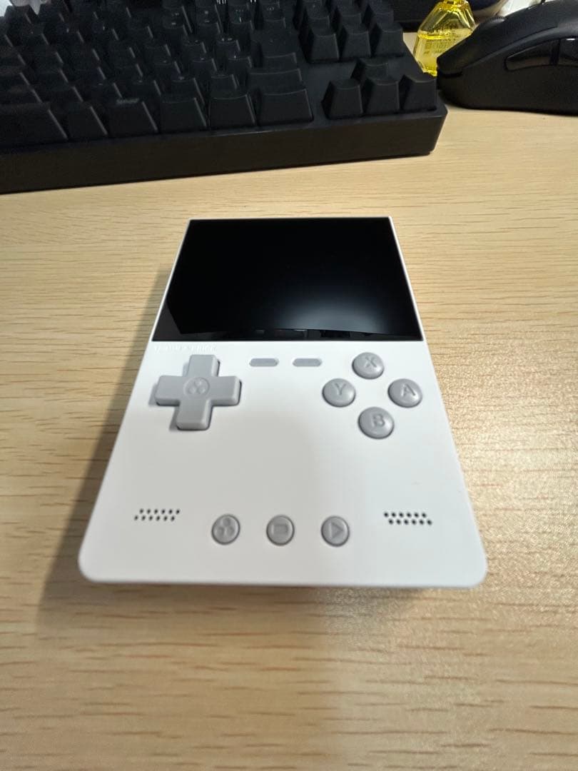 TRIMUI BRICK ホワイト　TFカード付き