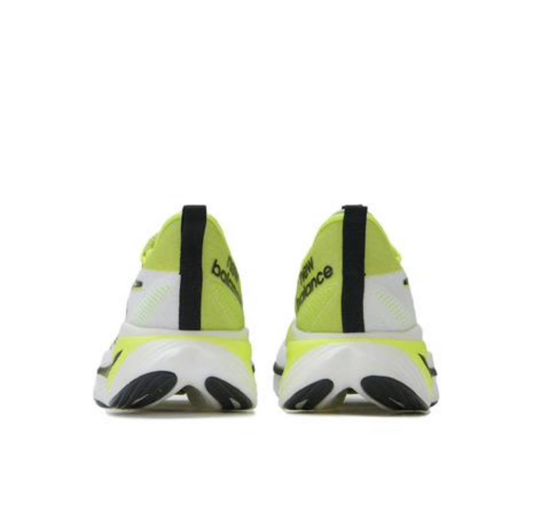 ニューバランス24.5FuelCell SuperComp Elite v3
