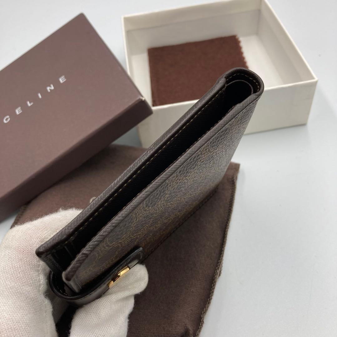 ！新品！　セリーヌ　折り財布　ケース　付属完備　85A