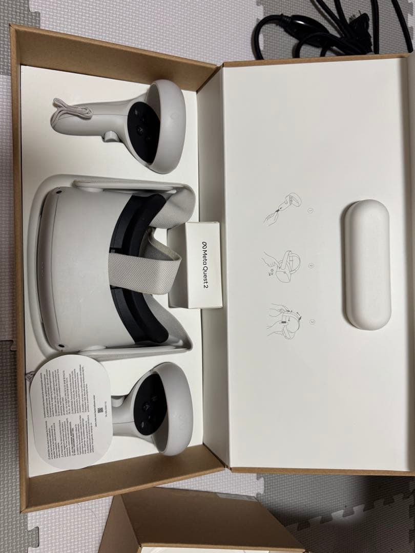  Quest 2 VRヘッドセット、コントローラー付き128GB
