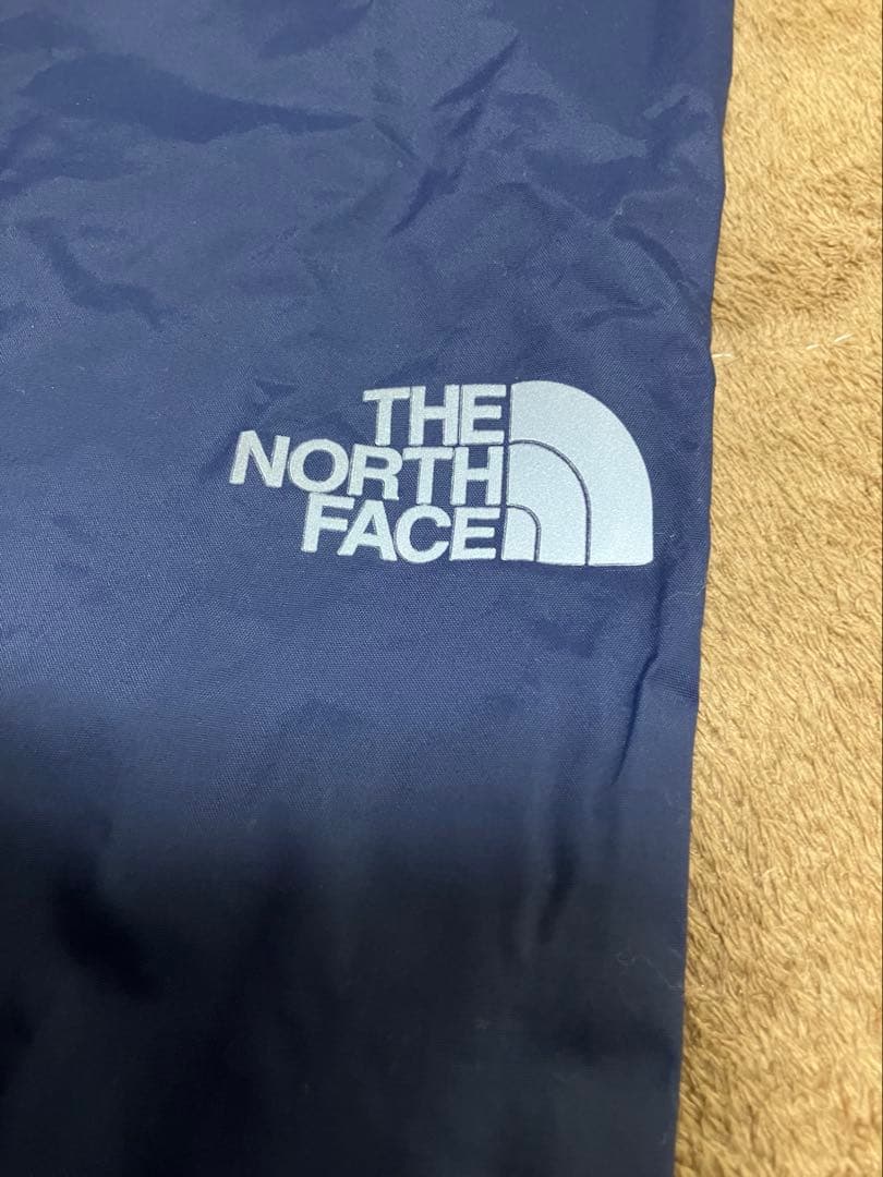 新品　THE NORTH FACEウィンドブレーカー　上下セット　130㎝