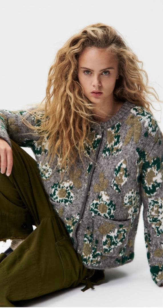 【新品未使用】ZARA フラワージャガード ニット カーディガン М ザラ