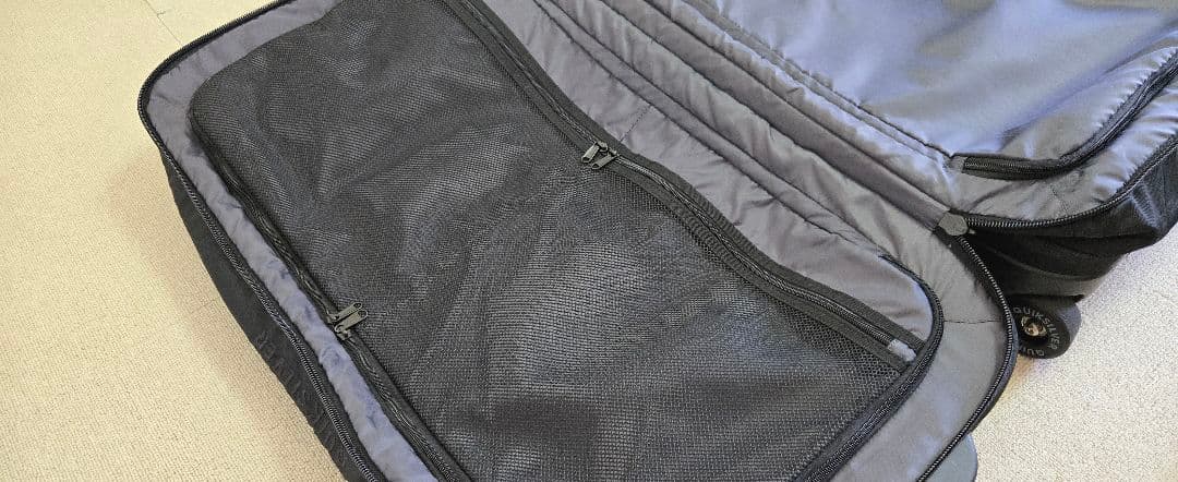 Quiksilver キャリーケース
