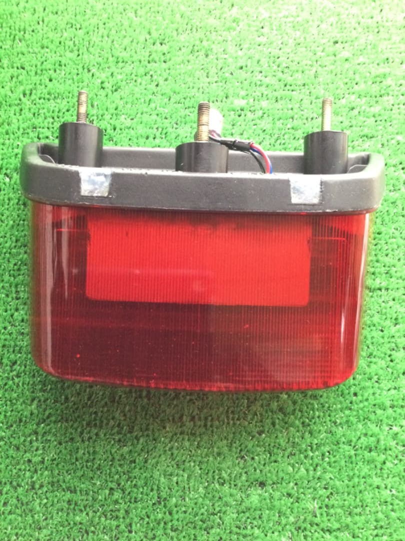 Kawasaki ZRX用赤色 LEDテールランプ (白色LEDナンバー灯付き)
