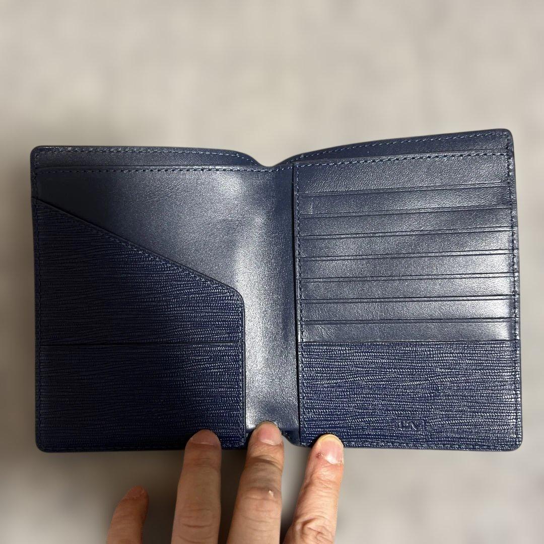【現状品】TUMI パスポートケース 紺色