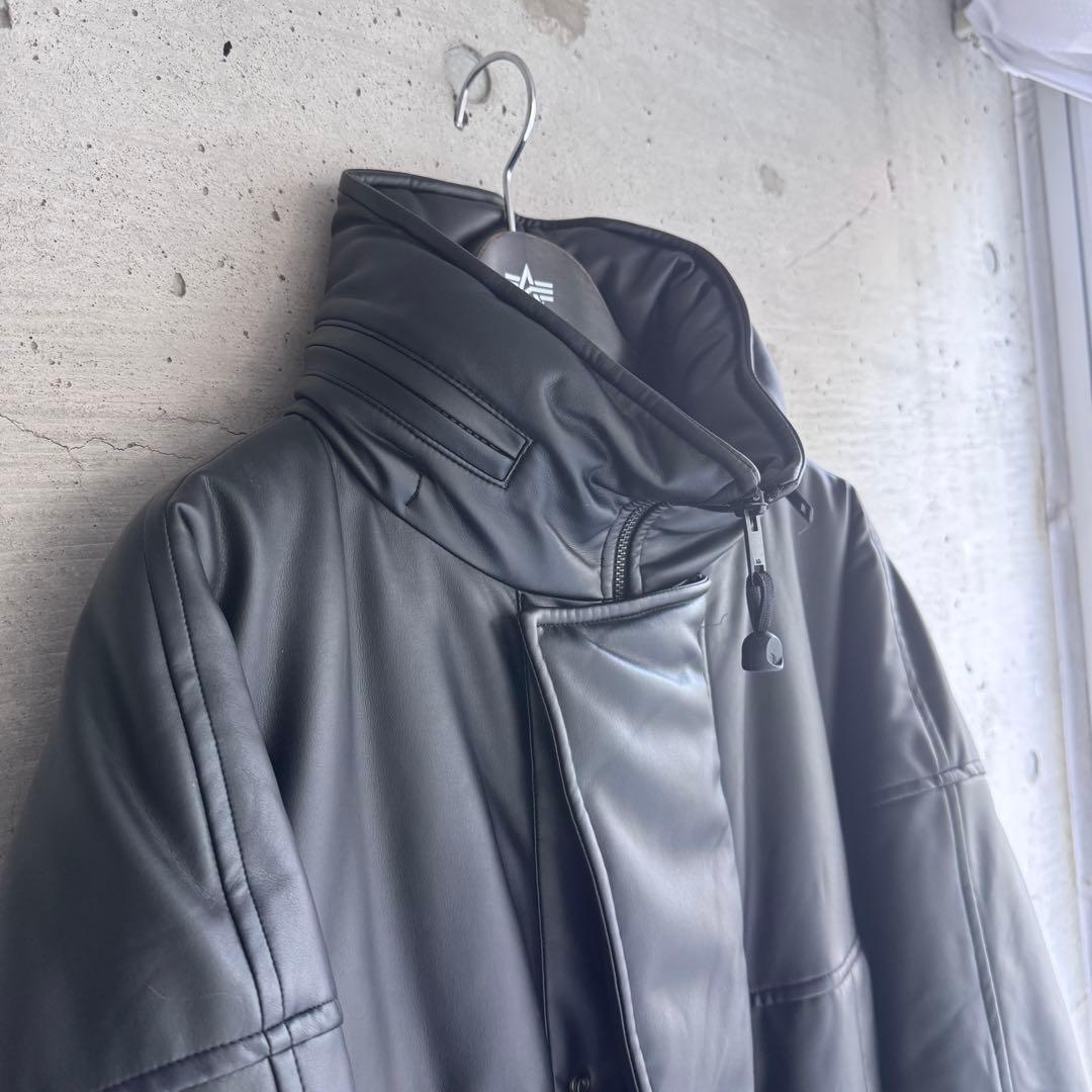 美品 the reracs シンセティックレザー モンスターパーカ ダウンコート