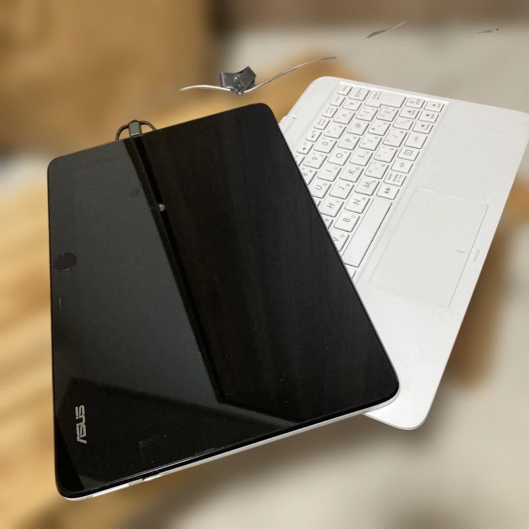 ASUS TransBook HDMI端子付き