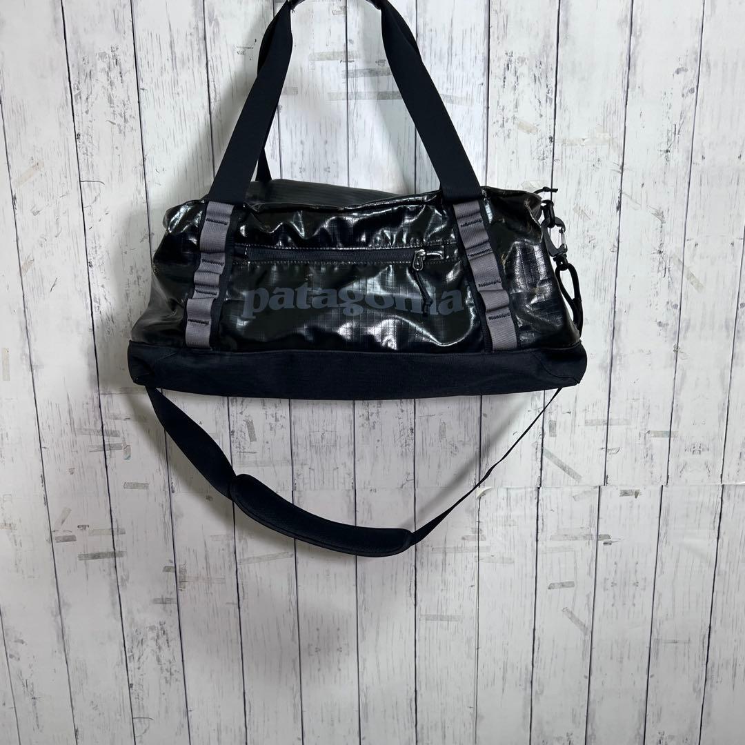【人気】Patagonia ボストンバッグ 45L 黒 部活 旅行 定番