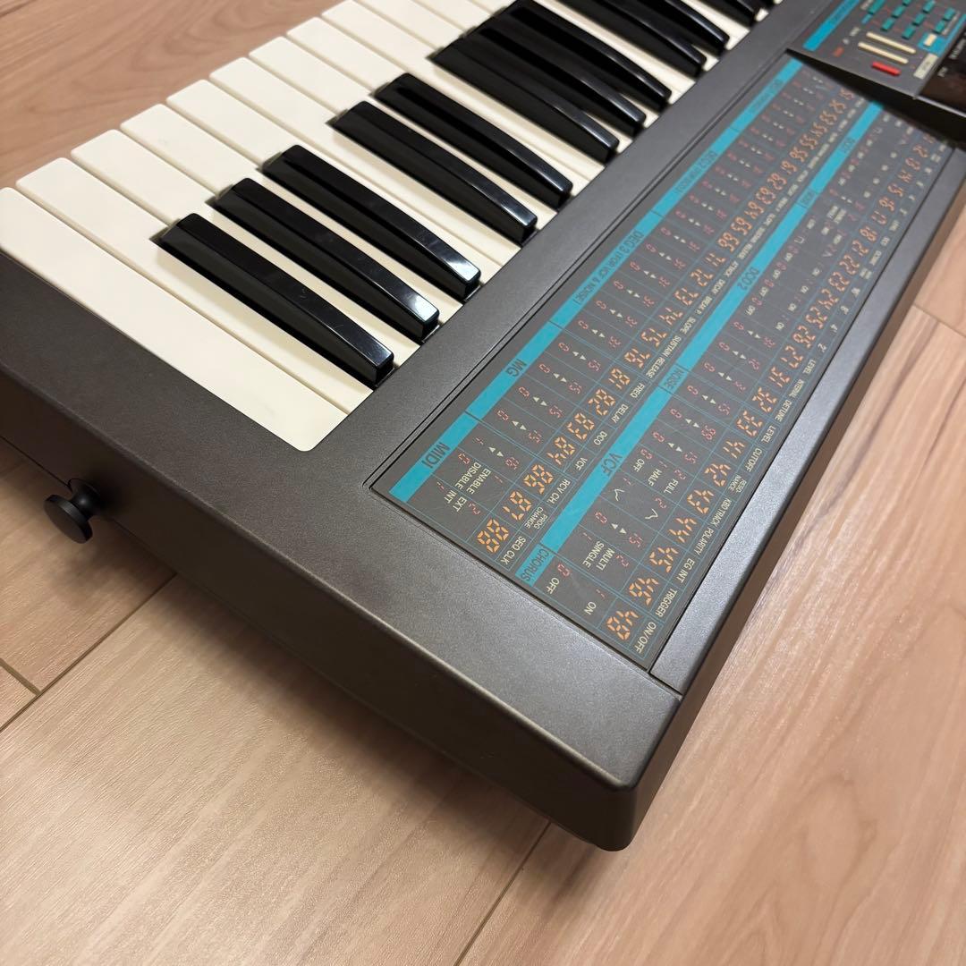 大幅値下げ❗️アナログシンセサイザー　コルグ　KORG POLY-800 レトロ