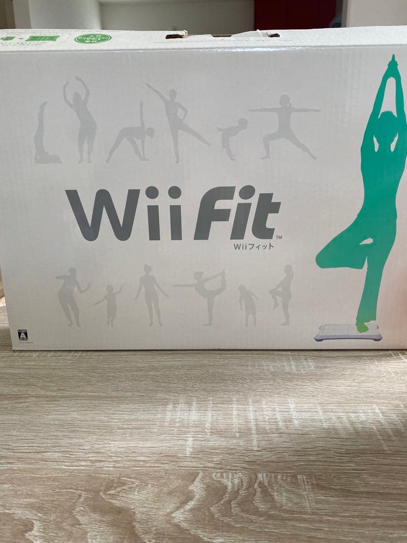 wii本体 ソフト4本　wiiFIT