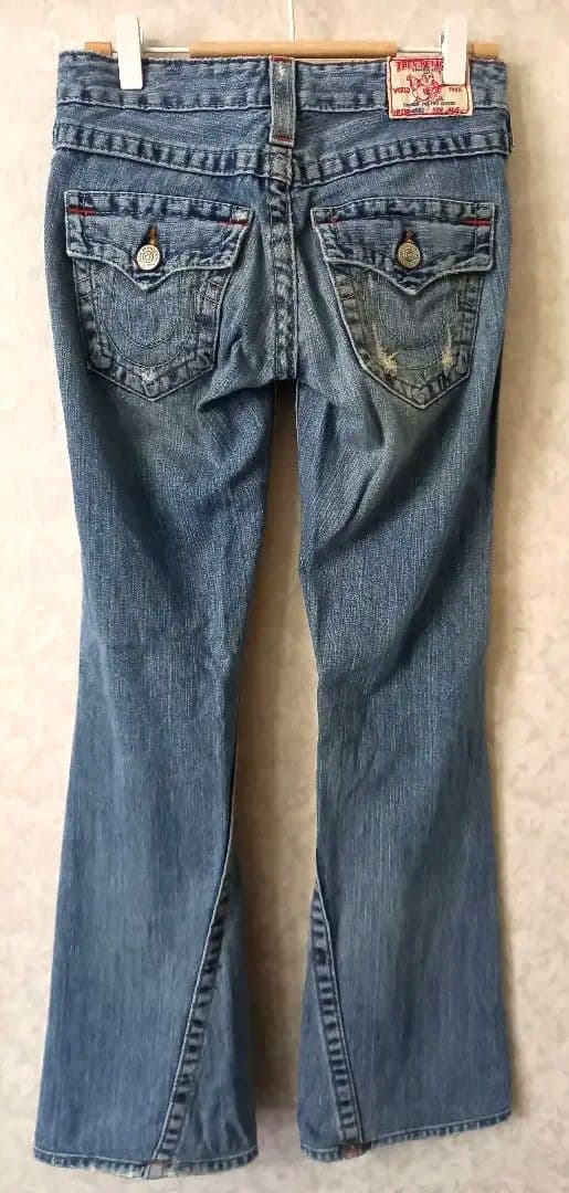 【TRUE RELIGION】ダメージデニムジーンズ　レディース