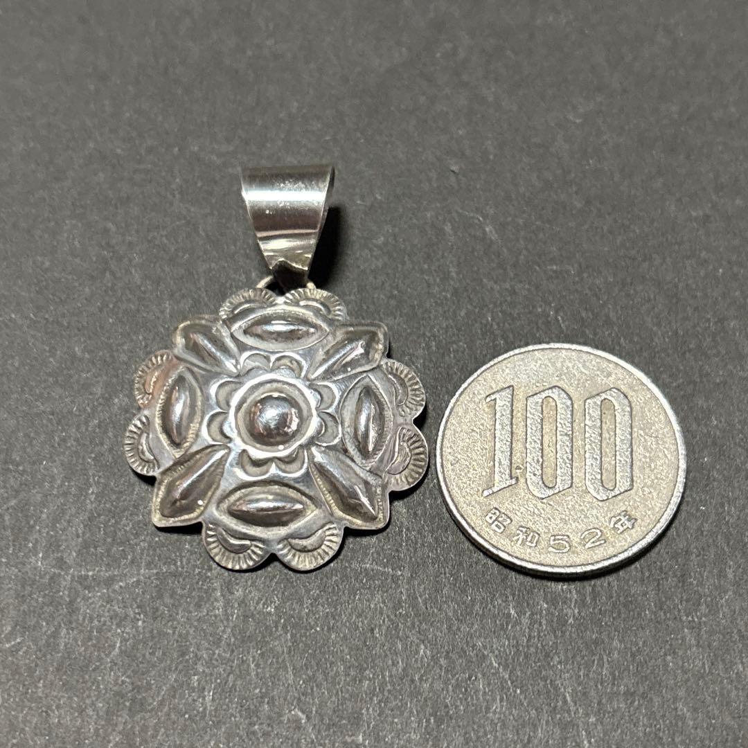 ナバホ　インディアンジュエリー　ペンダントトップ　navajo レイアダカイ