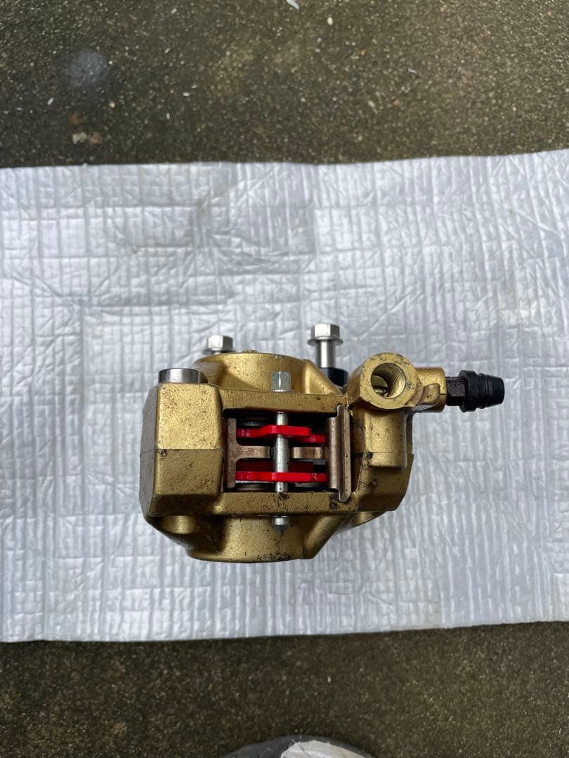 ヤマンボ　Brembo キャリパー　スズキZZ