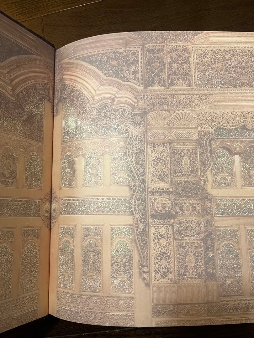 INDONESIAN ARTS AND CRAFTS インドネシア