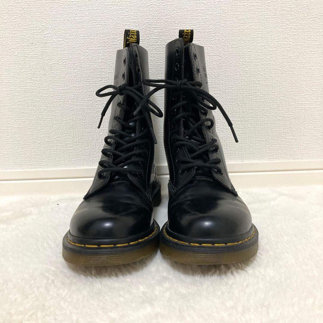 【ちーこ】　Dr. Martens ブラックブーツ 10ホール UK5