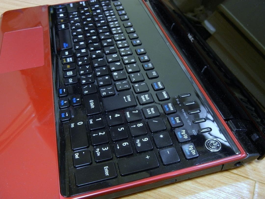 Core i5　タッチパネル　SSD　オフィス付　メモ8GB　NEC LaVie