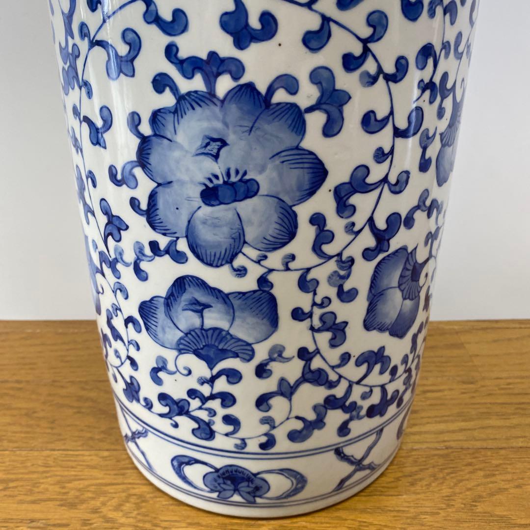 染付け　傘立て　唐草　花唐草　1点　花台　オブジェ　ガーデニング 青花