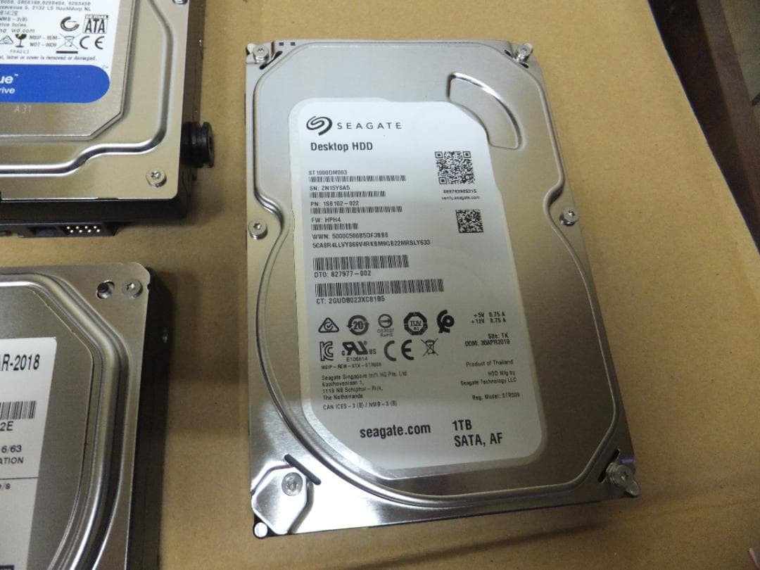 (1721) HDD　SATA 3.5インチ1TB 7個 動作品