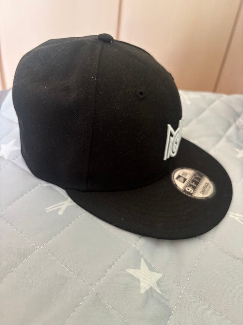 乃木坂 NEWERA 限定1000着キャップ