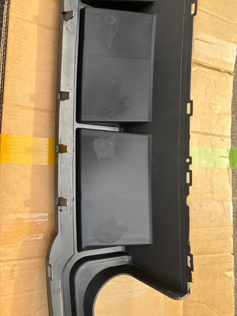アウディA3 ８VスポーツバックSラインリアディフーザー4本出し