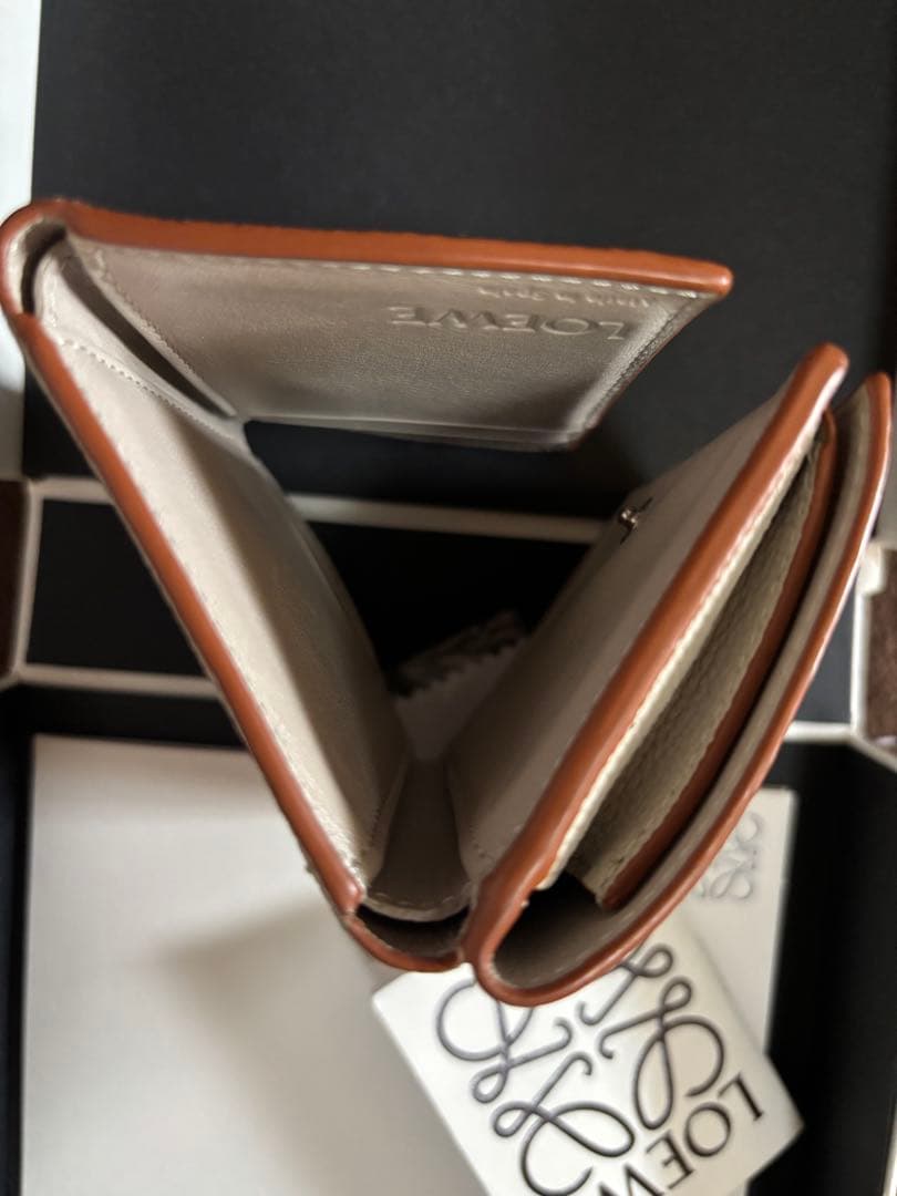 LOEWE 三つ折財布 最終値下げ