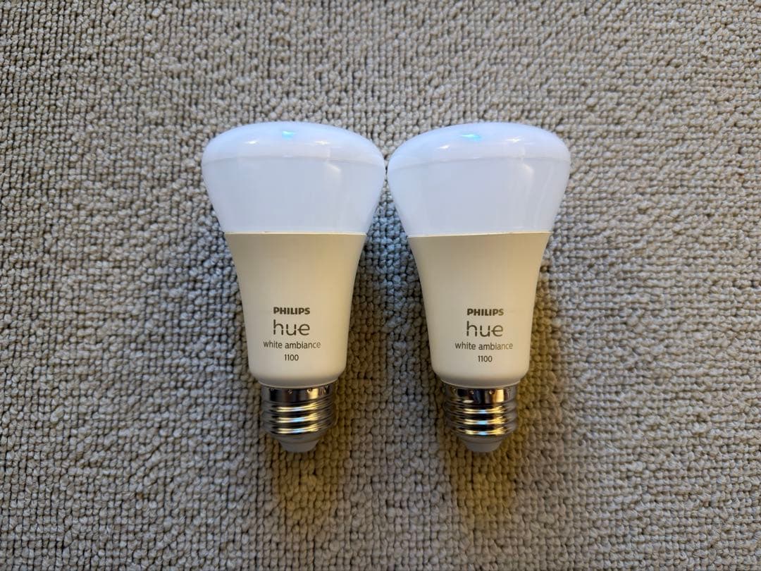 Philips Hue LED電球 3個セット。ホワイトグラデーション
