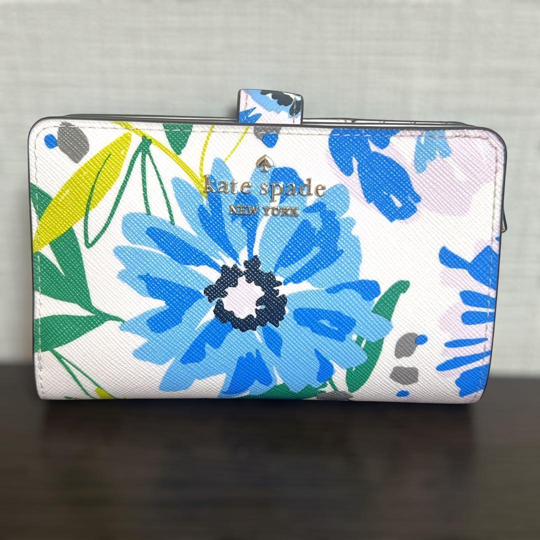 箱付き　未使用級　kate spade 二つ折り財布　花柄　コンパクト