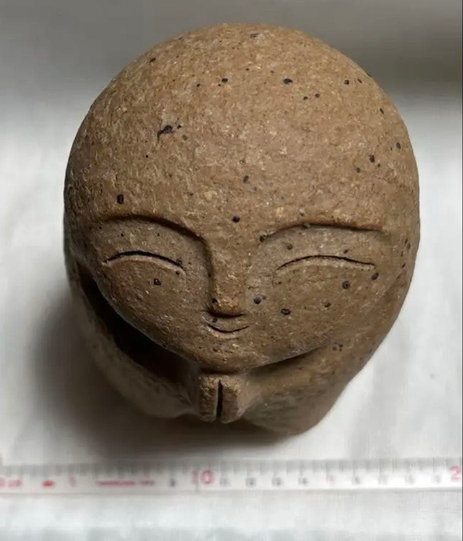 陶器の祈りを捧げる人形　土物　日本