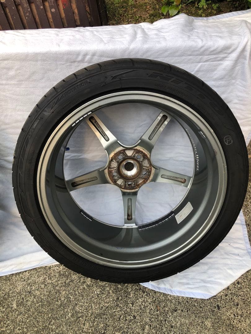 アルミ鍛造 18 7.5j +50 5H 100 ヨコハマ クロイツァー