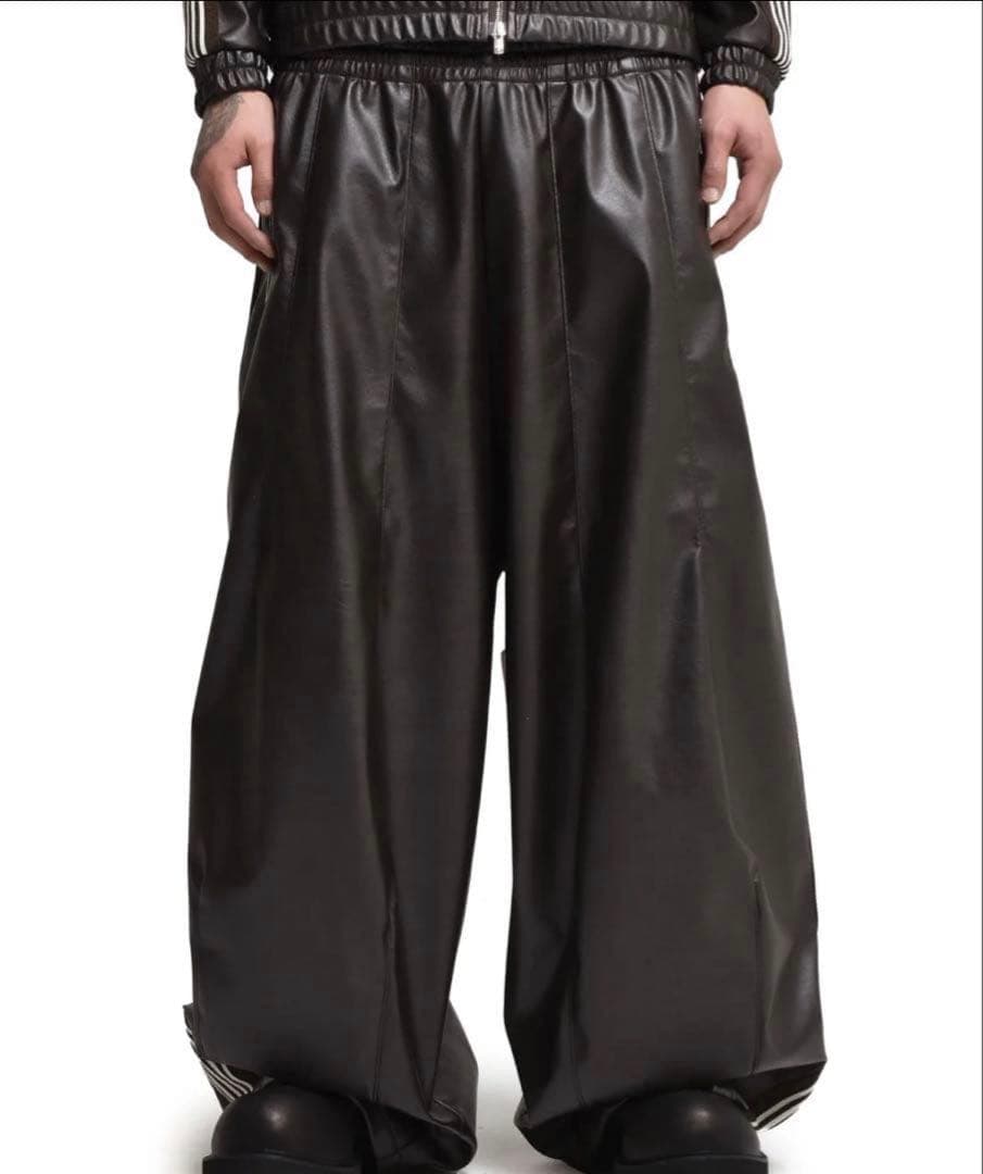 needles 25aw nubian レザー　H.D ヒザデルトラックパンツ