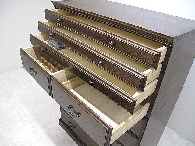 【展示品】 カリモク ドマーニ クイーンズライフ 英国様式ハイチェスト　約48万
