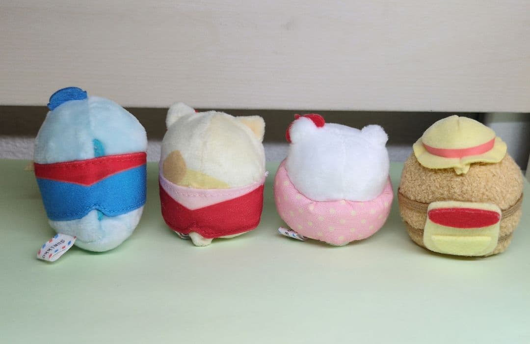【中古】すみっコぐらし　てのりぬいぐるみ4体　おへやのすみでたびきぶん