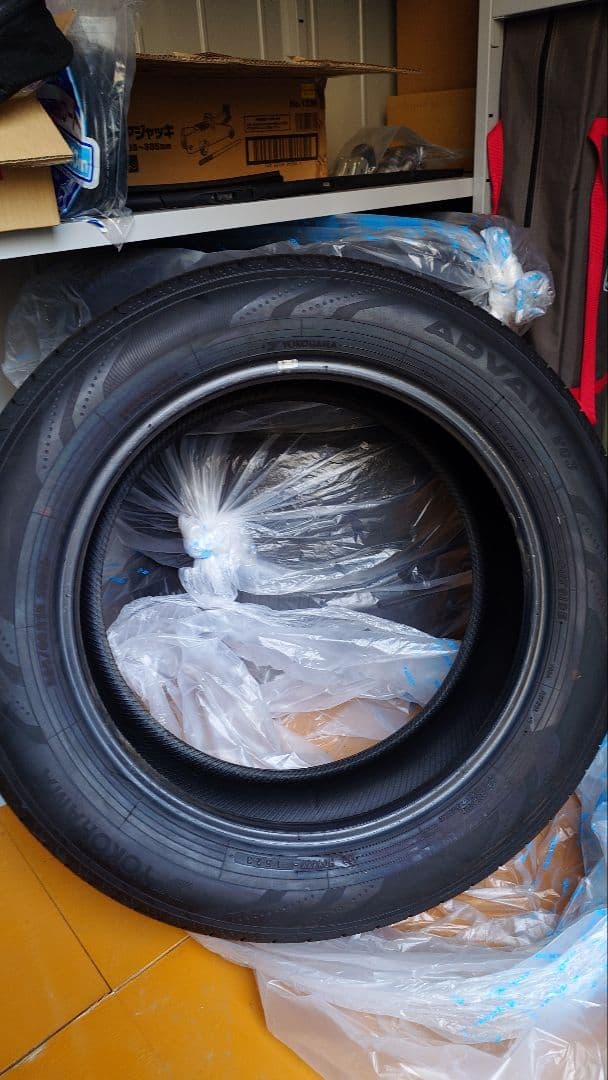 225/60R18 40系 アルファード 純正タイヤ　2023年製 ２本　①
