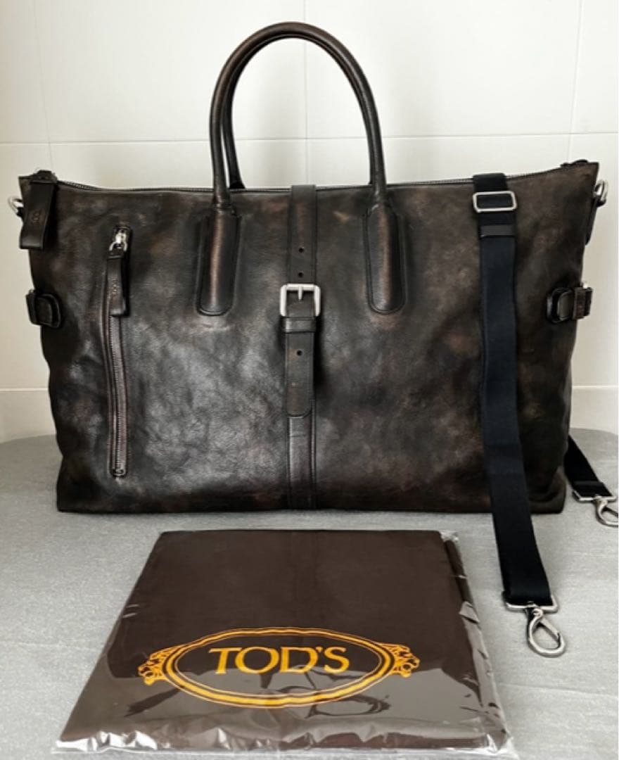 TOD'S （トッズ）バックル付き テクスチャードレザー メンズ バッグ　レア品