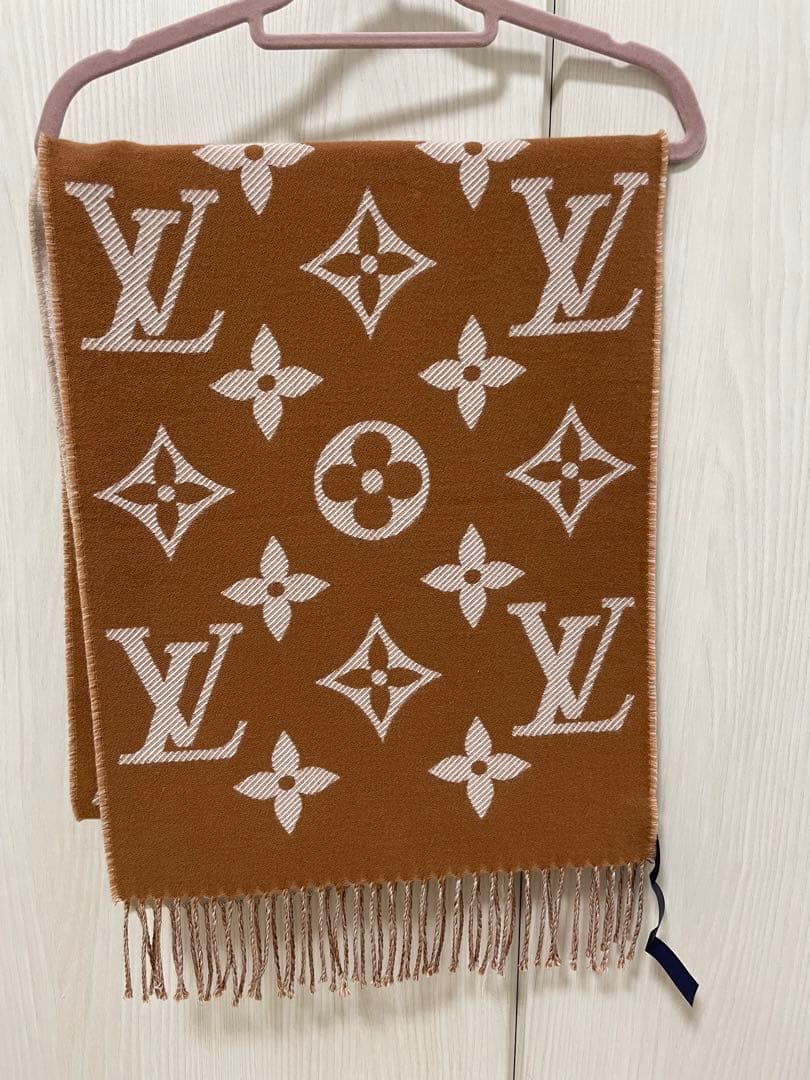 LOUIS VUITTON マフラー(最終お値下げ)