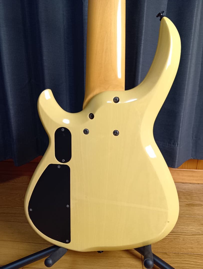 Aria Pro 2 AVB-100Ⅵ 6弦ベース