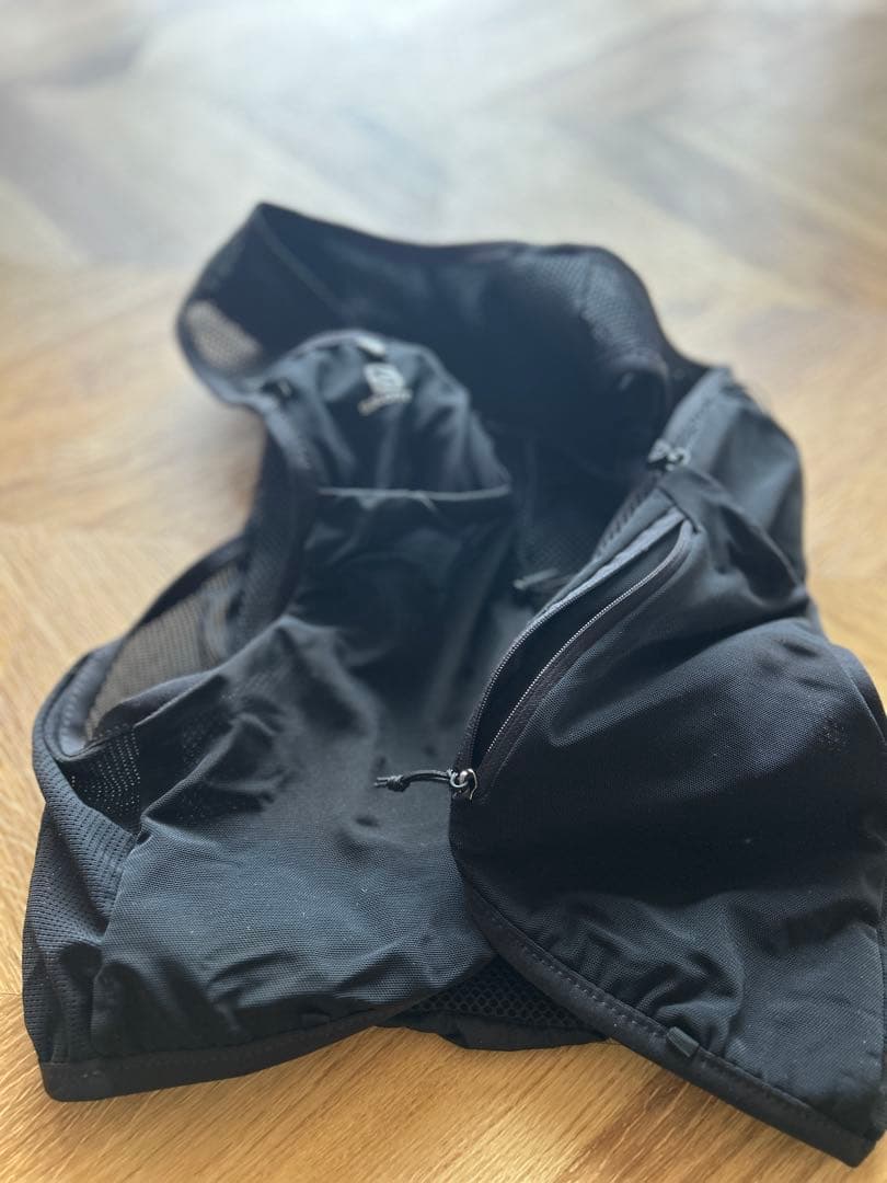 サロモン adv HYDRA VEST 8