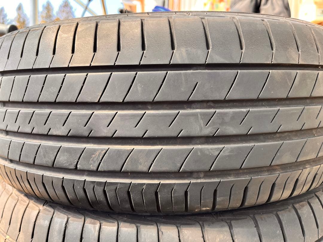 205/60R16 ダンロップ　①