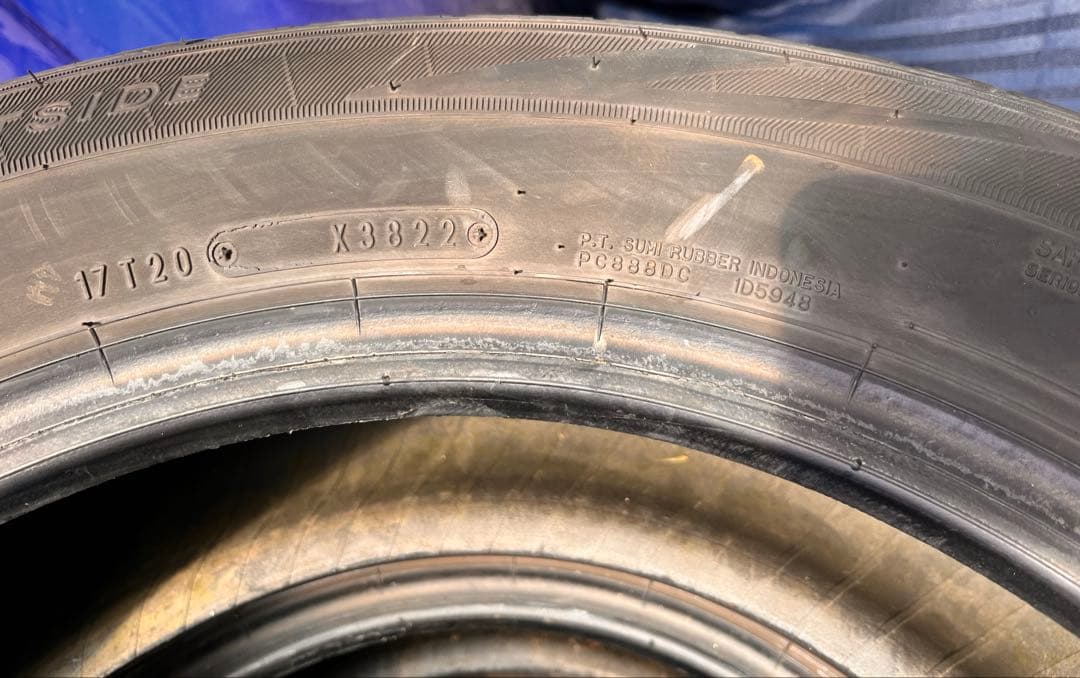 205/60R16 ダンロップ　①