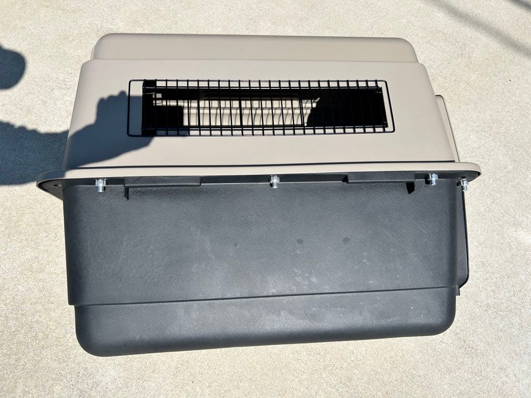 （ネジ2本欠品)バリケンネル　ウルトラ　MLサイズ　Petmate