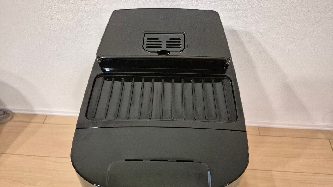 【美品】デロンギ マグニフィカスタート ECAM22062B ラテクレマシステム