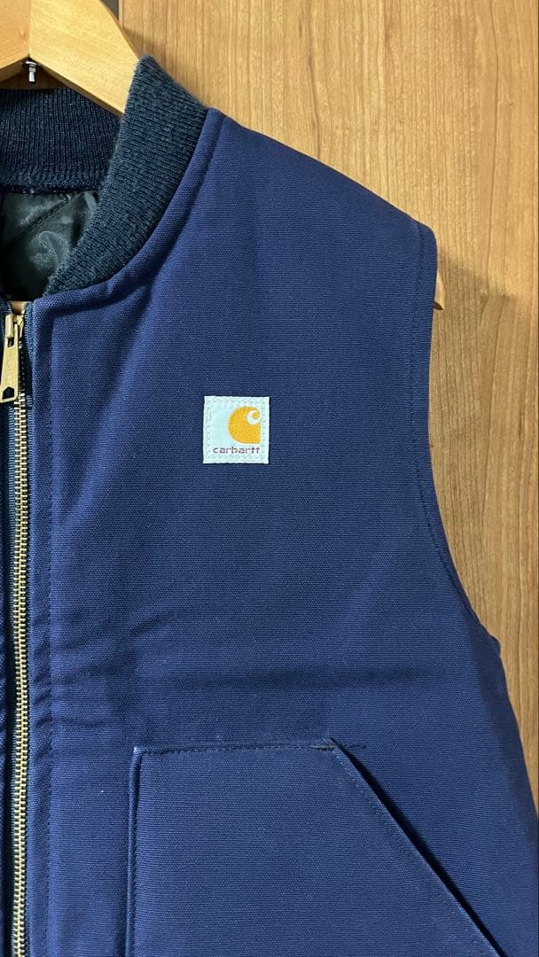 [希少]carhartt ダックベスト胸タグUSA製ネイビー