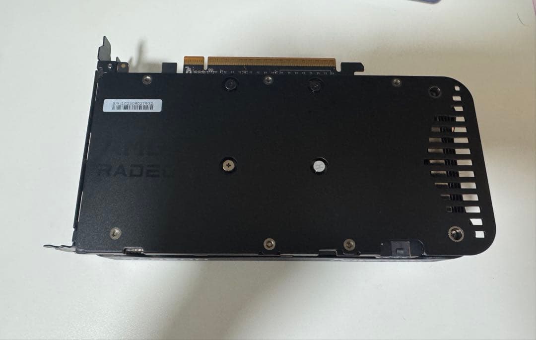 グラフィックボード・グラボ・ビデオカード PowerColor RX9060XT 16GB