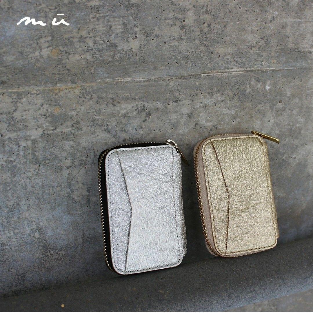 【ナダヤ】muコンパクト財布(三つ折り)シルバー銀箔・Rファスナー