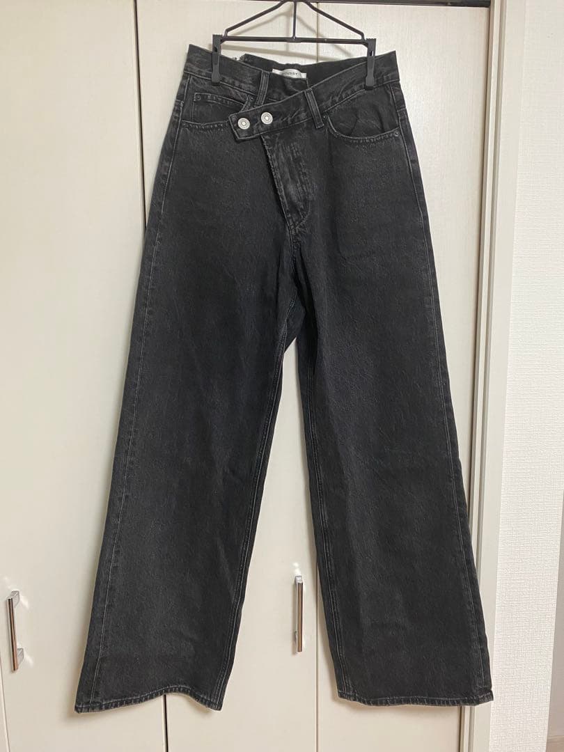 マウジー　CROSS WAIST WIDE STRAIGHT 1 ブラック