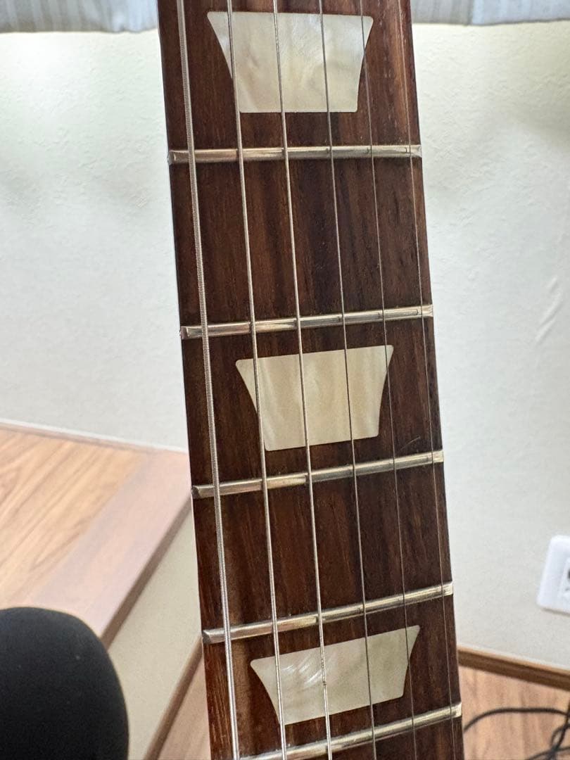 Gibson Les Paul studio レッド ハードケース付き