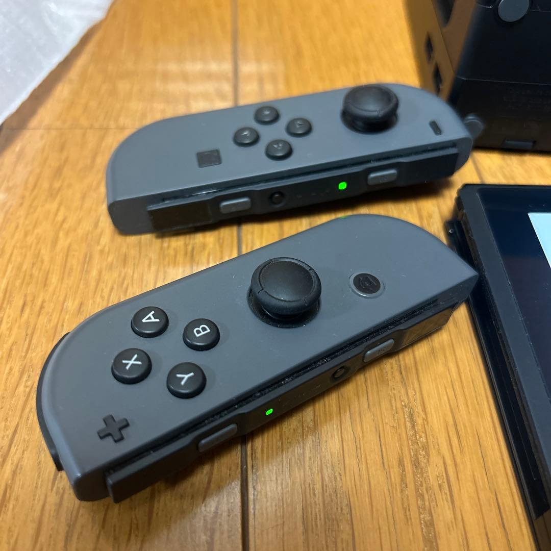 Nintendo Switch グレー　本体＋dead by daylight