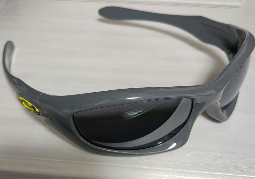 ◆Oakley スポーツサングラス グレー◆ALTER EGO