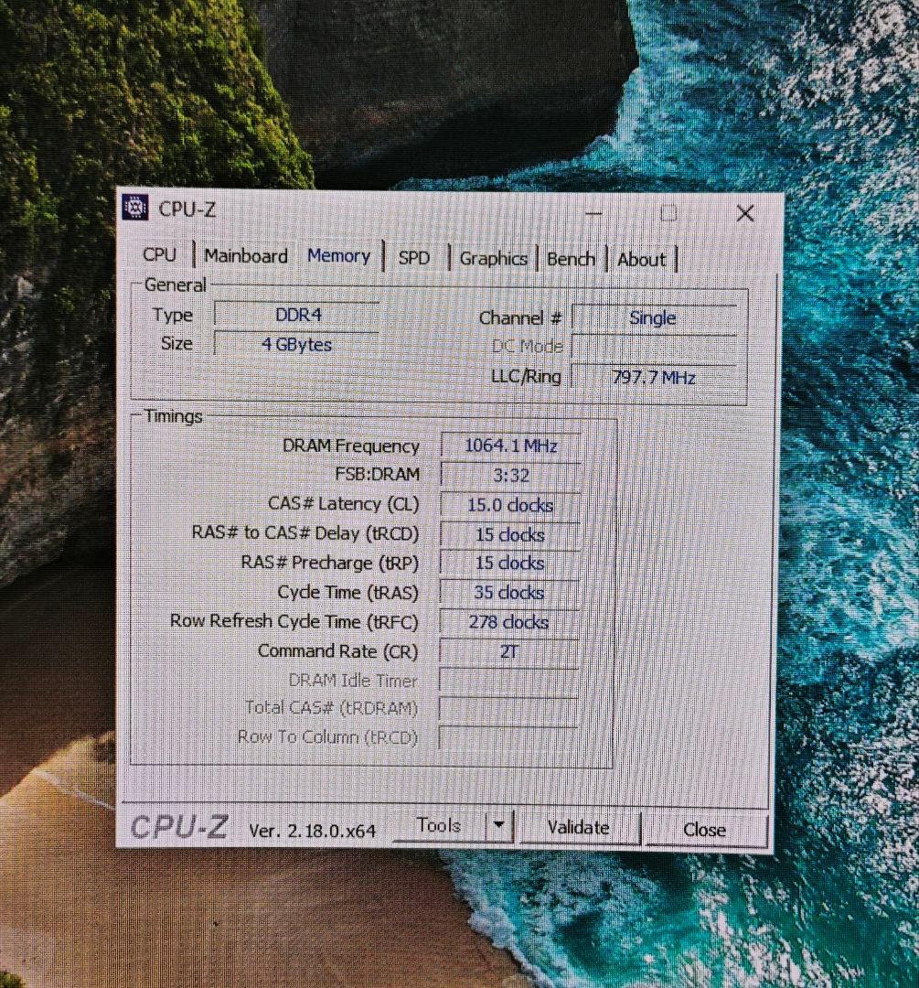 Lenovo ThinkCentre M710q ミニPC