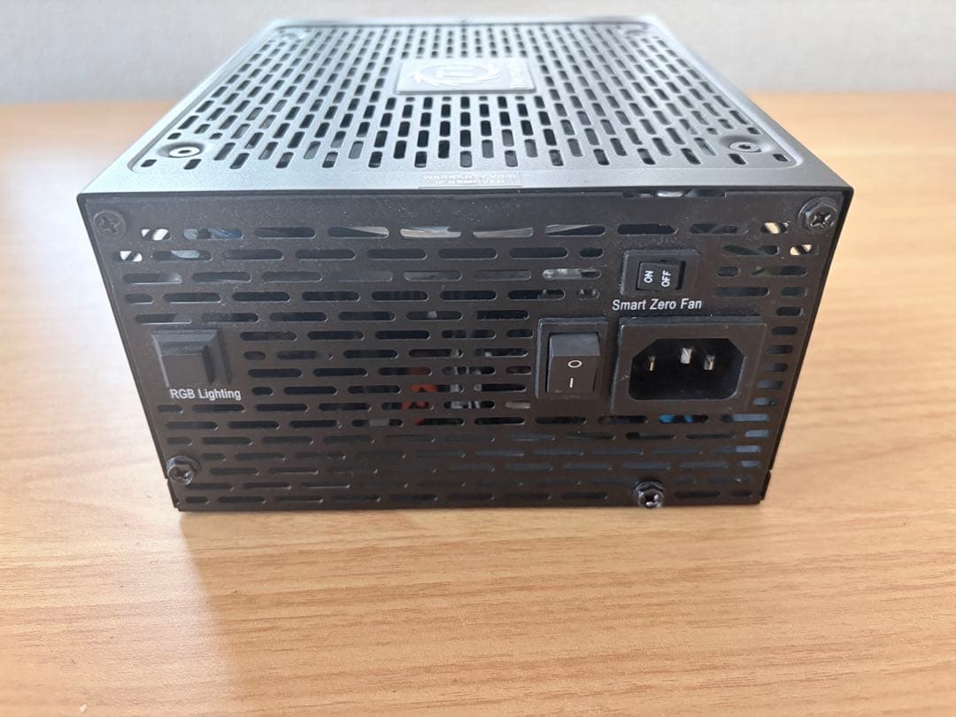 電源ユニット Thermaltake RGB 1200W 80Plus Platinum